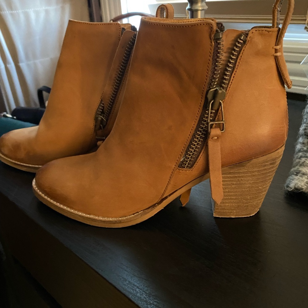 Women shoes